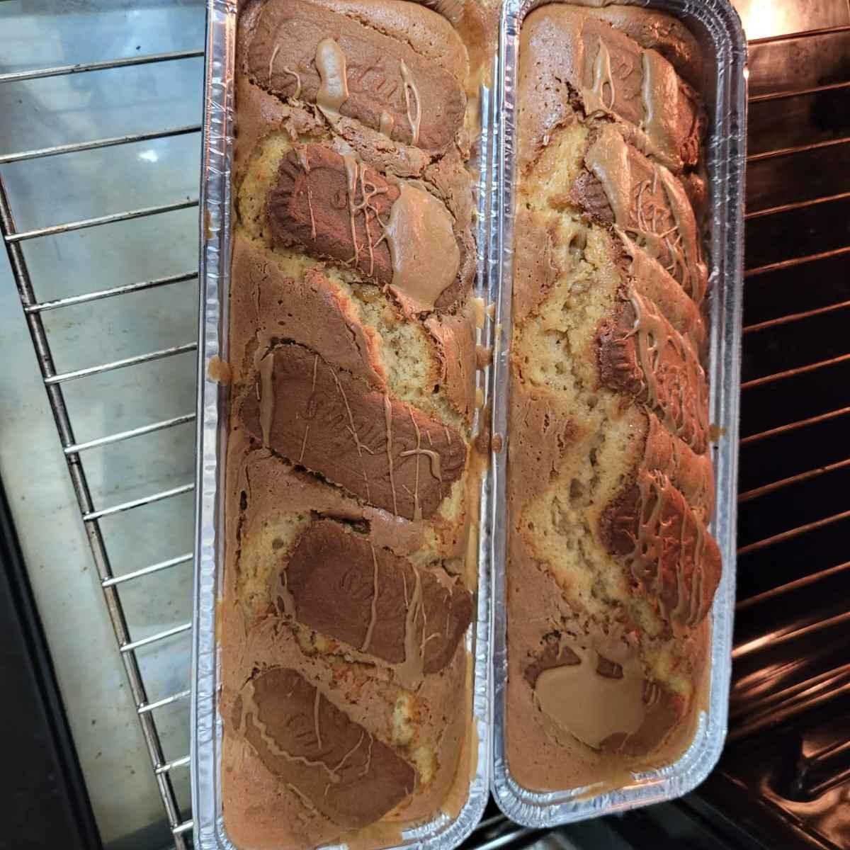 2 עוגות לוטוס אפויות, פרווה