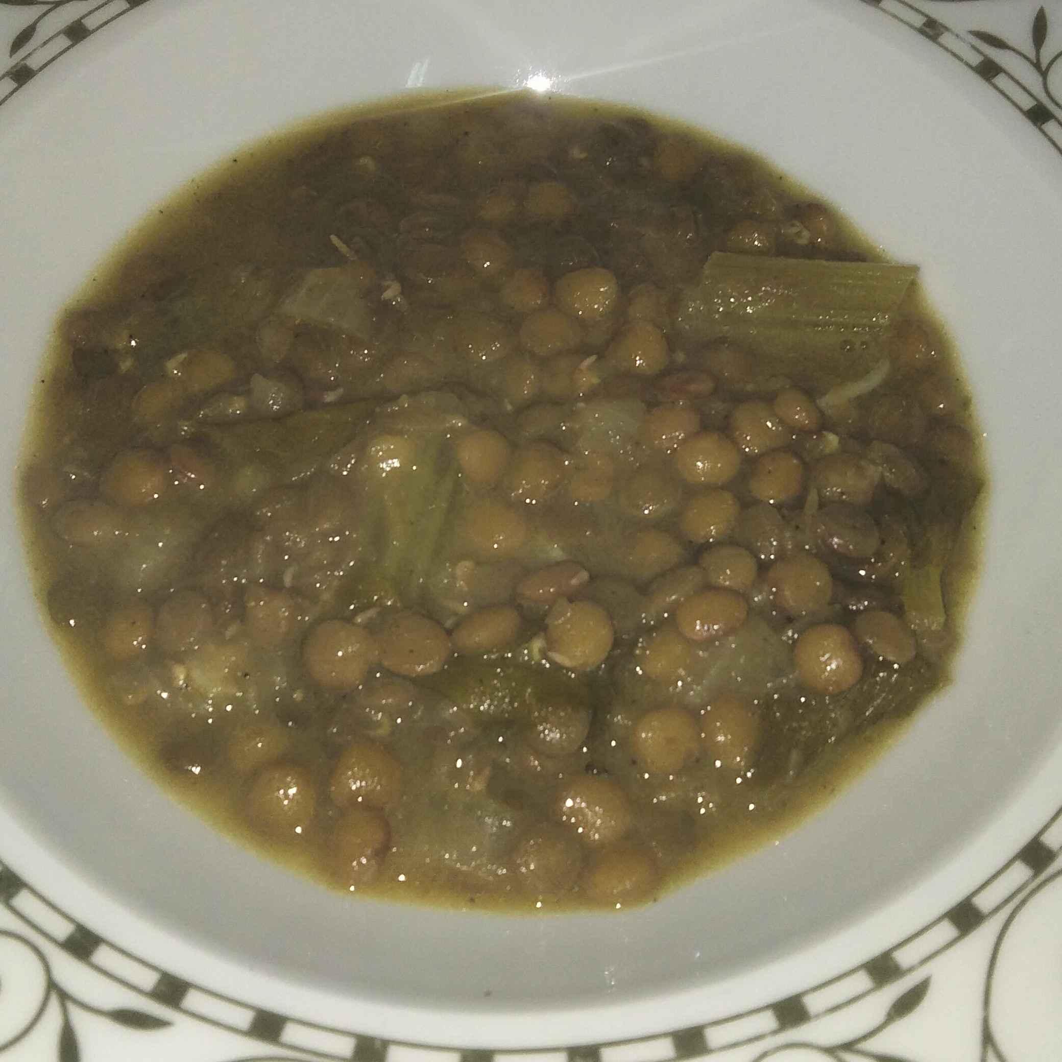 מרק עדשים