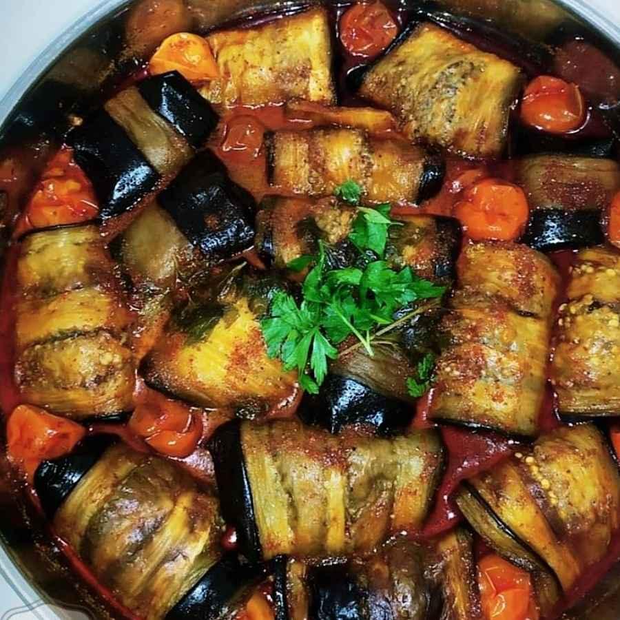 חציל מגולגל בקציצת בשר